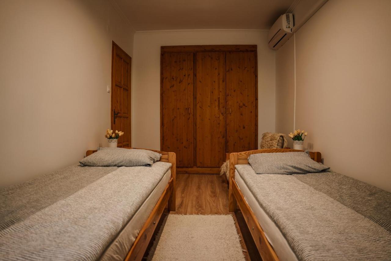 Your Apartment Makó Екстериор снимка